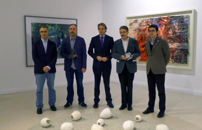El alcalde de Santander recibe en el MAS a los coleccionistas Jaime Sordo y Carlos Vallejo